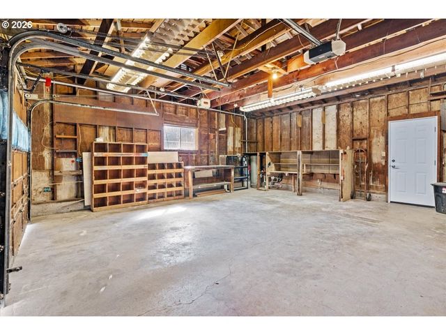 4081 HAWTHORNE Ave Ne, Salem, OR 97301