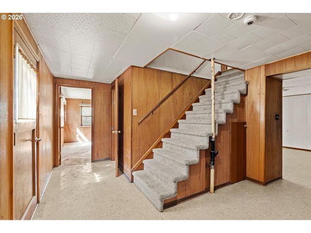 4081 HAWTHORNE Ave Ne, Salem, OR 97301