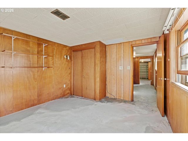 4081 HAWTHORNE Ave Ne, Salem, OR 97301