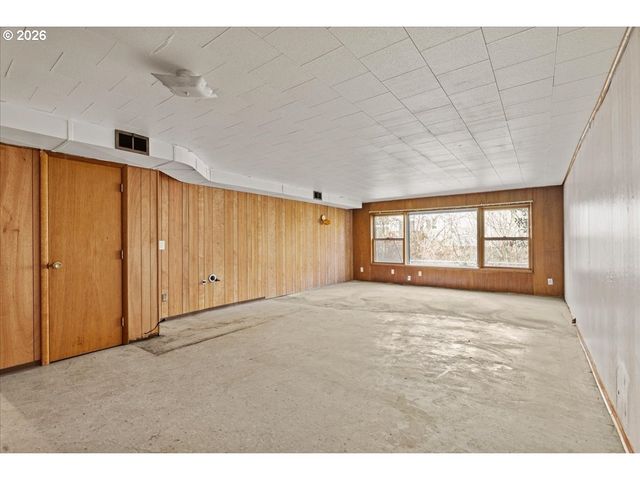 4081 HAWTHORNE Ave Ne, Salem, OR 97301