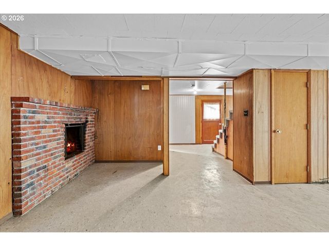 4081 HAWTHORNE Ave Ne, Salem, OR 97301