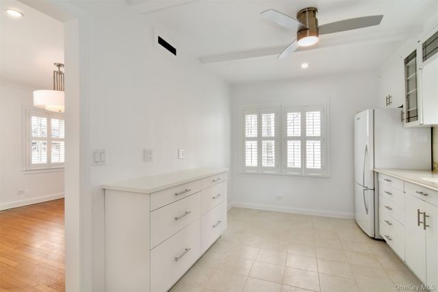 66 AKA 68 Wildway, Bronxville, NY 10708