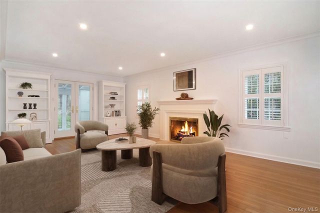 66 AKA 68 Wildway, Bronxville, NY 10708