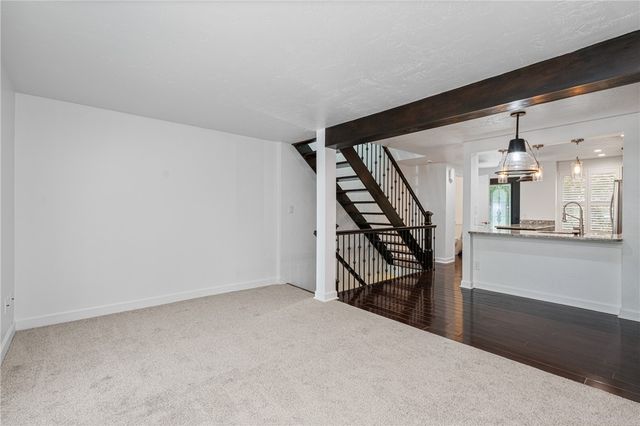 1120 Highland Ave, Pitcairn, PA 15140