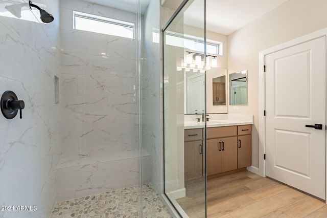 375 E BRACCIANO Avenue, San Tan Valley, AZ 85140