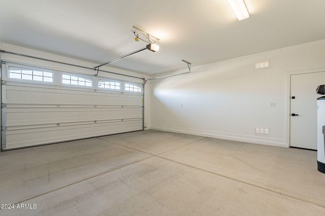 375 E BRACCIANO Avenue, San Tan Valley, AZ 85140