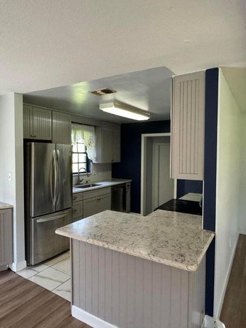 13529 42nd Road N, West Palm Beach, FL 33411