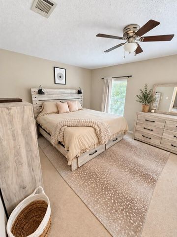 2322 Colleen Drive Drive, Pearland, TX 77581