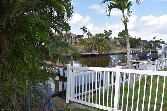 2443 SE 28th ST, Cape Coral, FL 33904
