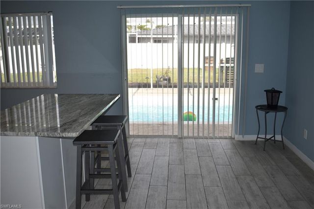 2443 SE 28th ST, Cape Coral, FL 33904