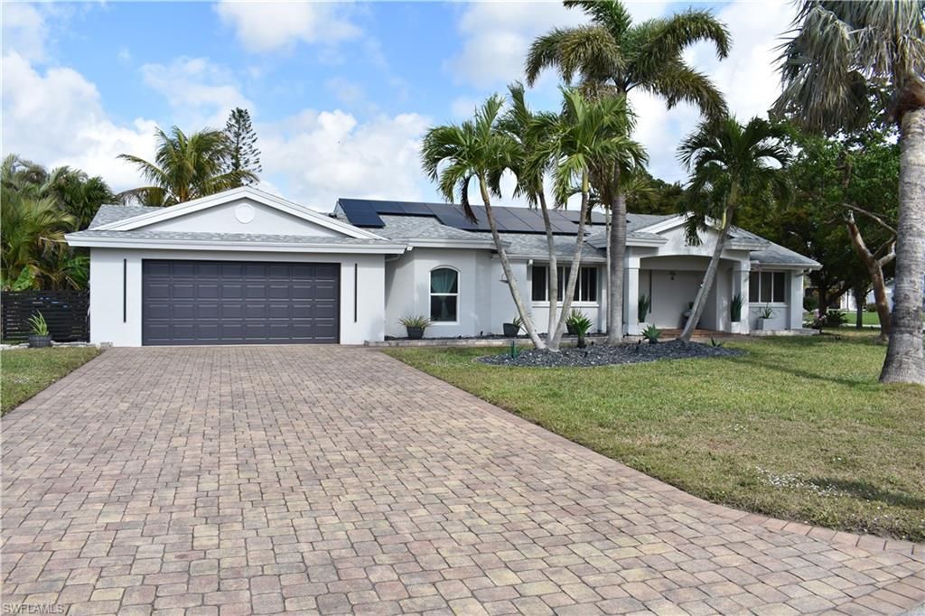 2443 SE 28th ST, Cape Coral, FL 33904