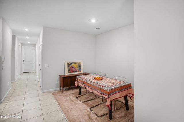 2487 E BOULDER Avenue, Apache Junction, AZ 85119