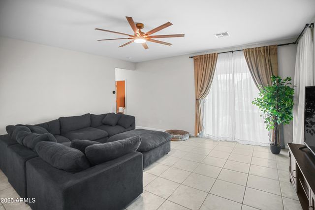 2487 E BOULDER Avenue, Apache Junction, AZ 85119