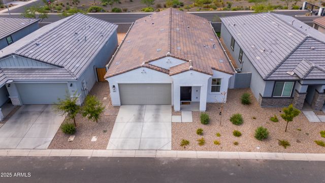 2487 E BOULDER Avenue, Apache Junction, AZ 85119