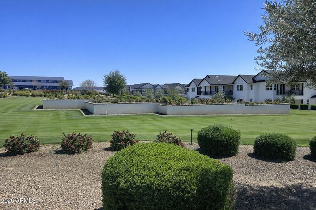 11300 N CASA DEGA Drive 1033, Surprise, AZ 85388