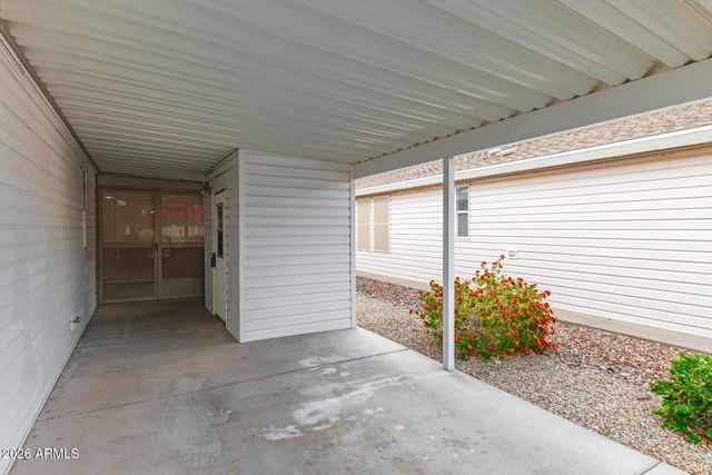 3301 S GOLDFIELD Road 2004, Apache Junction, AZ 85119