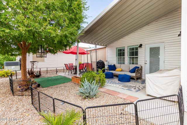 3301 S GOLDFIELD Road 2004, Apache Junction, AZ 85119