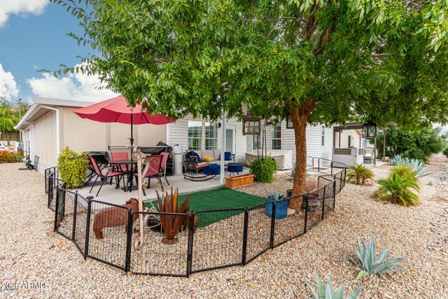 3301 S GOLDFIELD Road 2004, Apache Junction, AZ 85119