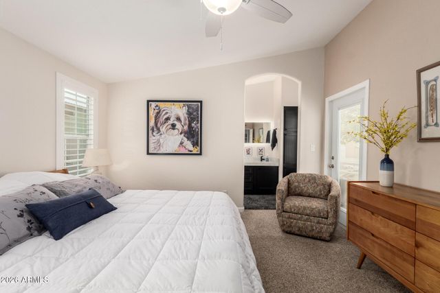 3301 S GOLDFIELD Road 2004, Apache Junction, AZ 85119