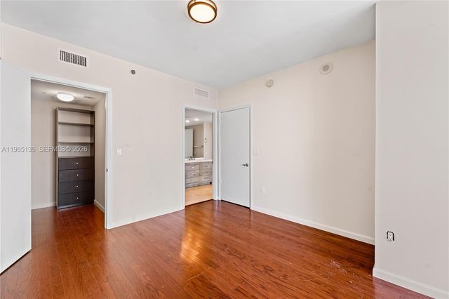 495 Brickell Ave 3904, Miami, FL 33131