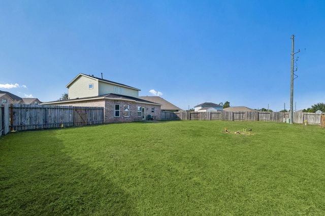 110 Country Crossing Circle, Magnolia, TX 77354