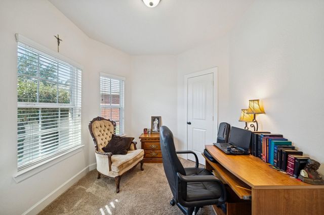 110 Country Crossing Circle, Magnolia, TX 77354