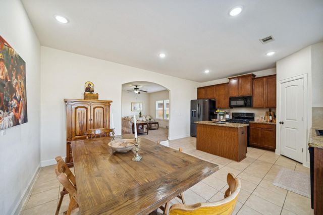 110 Country Crossing Circle, Magnolia, TX 77354