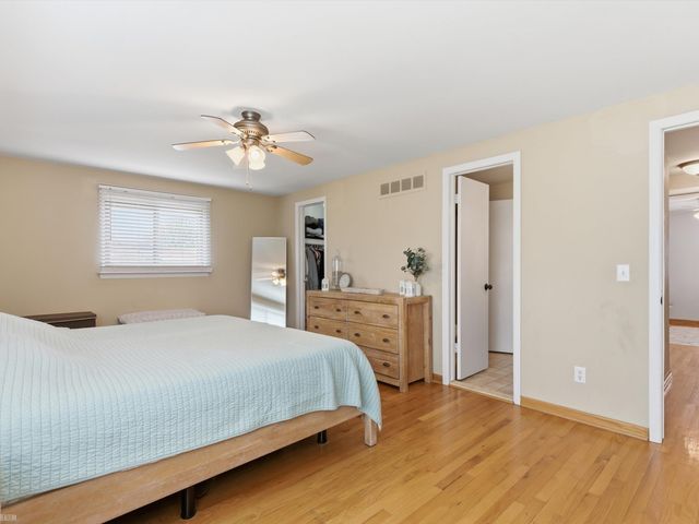 2148 Pandora Drive, Sterling Heights, MI 48310