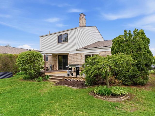 2148 Pandora Drive, Sterling Heights, MI 48310