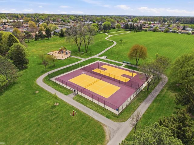 2148 Pandora Drive, Sterling Heights, MI 48310