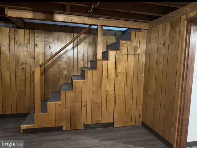 156 N FUNK ST, Strasburg, VA 22657