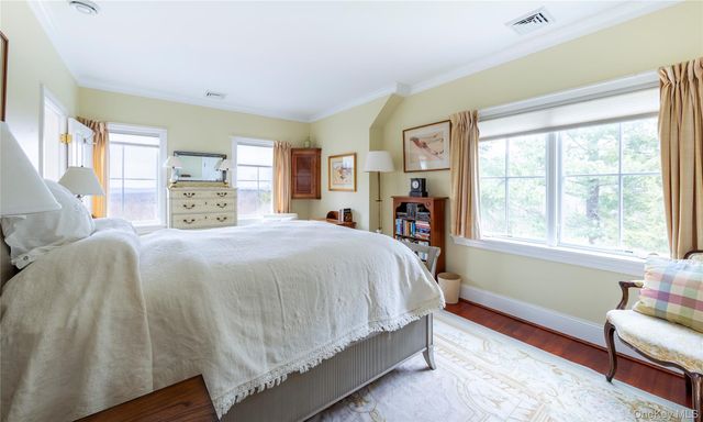 34 Meeting House Road, Pawling, NY 12564