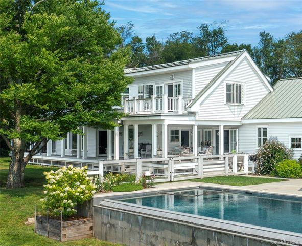 34 Meeting House Road, Pawling, NY 12564