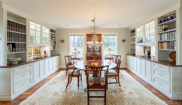 34 Meeting House Road, Pawling, NY 12564