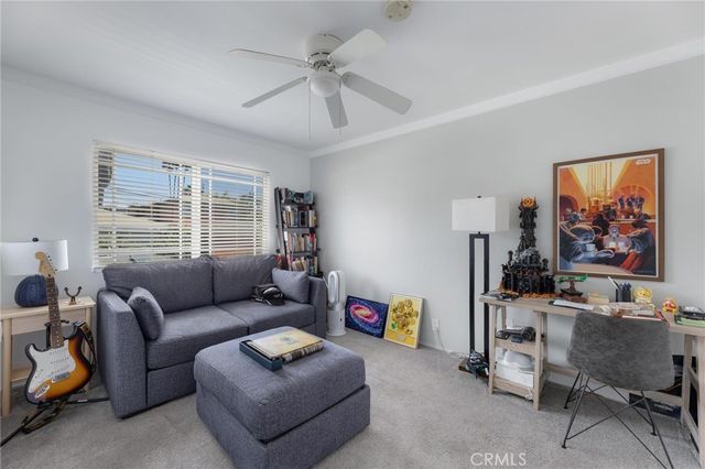 240 Hampton Drive, Venice, CA 90291
