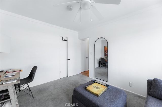240 Hampton Drive, Venice, CA 90291