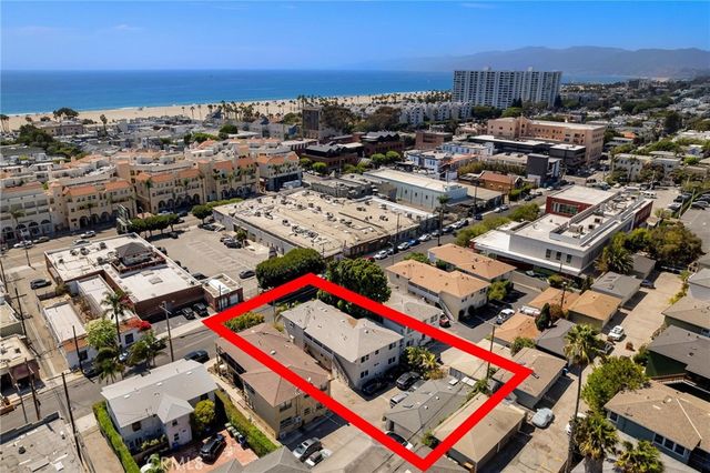 240 Hampton Drive, Venice, CA 90291