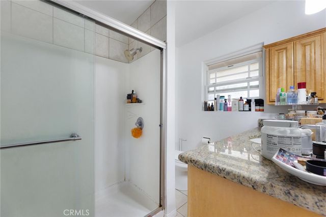 240 Hampton Drive, Venice, CA 90291