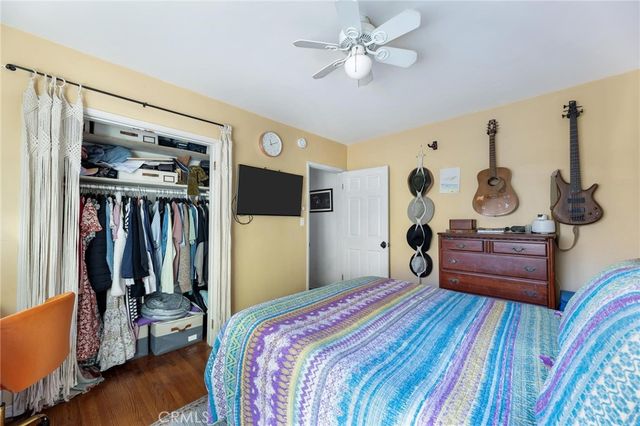 240 Hampton Drive, Venice, CA 90291