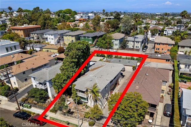 240 Hampton Drive, Venice, CA 90291