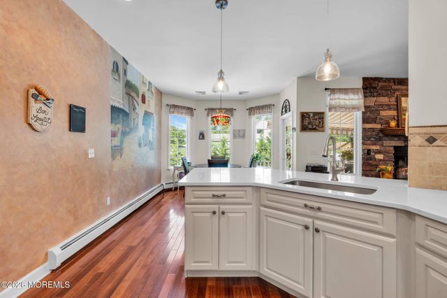 490 Arlington Avenue S, Bayville, NJ 08721