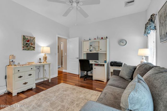 490 Arlington Avenue S, Bayville, NJ 08721