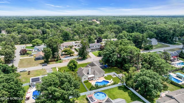 490 Arlington Avenue S, Bayville, NJ 08721