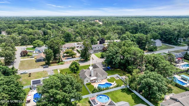 490 Arlington Avenue S, Bayville, NJ 08721