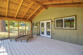532 Sheraton Drive, Williams, OR 97544