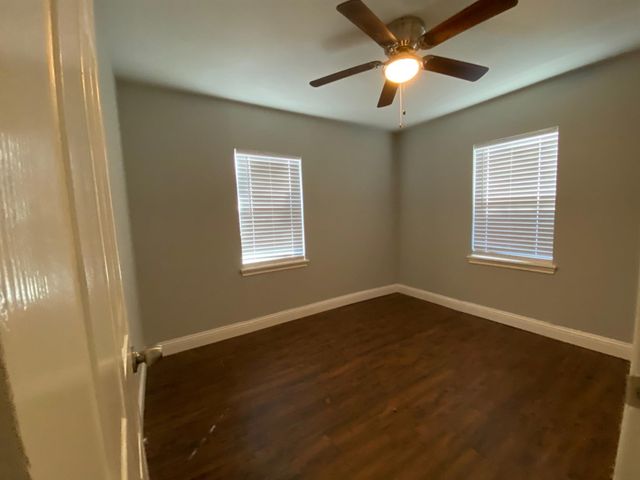 424 Sherman Drive, Pottsboro, TX 75076