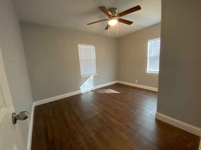 424 Sherman Drive, Pottsboro, TX 75076