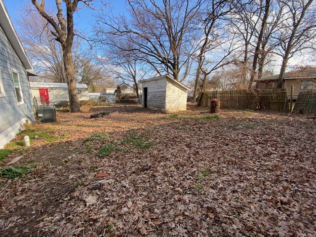 424 Sherman Drive, Pottsboro, TX 75076