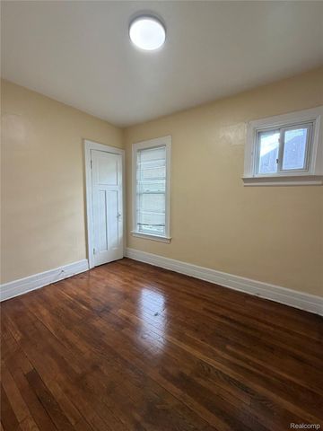1441 W Euclid Street, Detroit, MI 48206