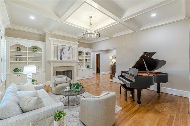 13037 Overlook Pass, Roswell, GA 30075